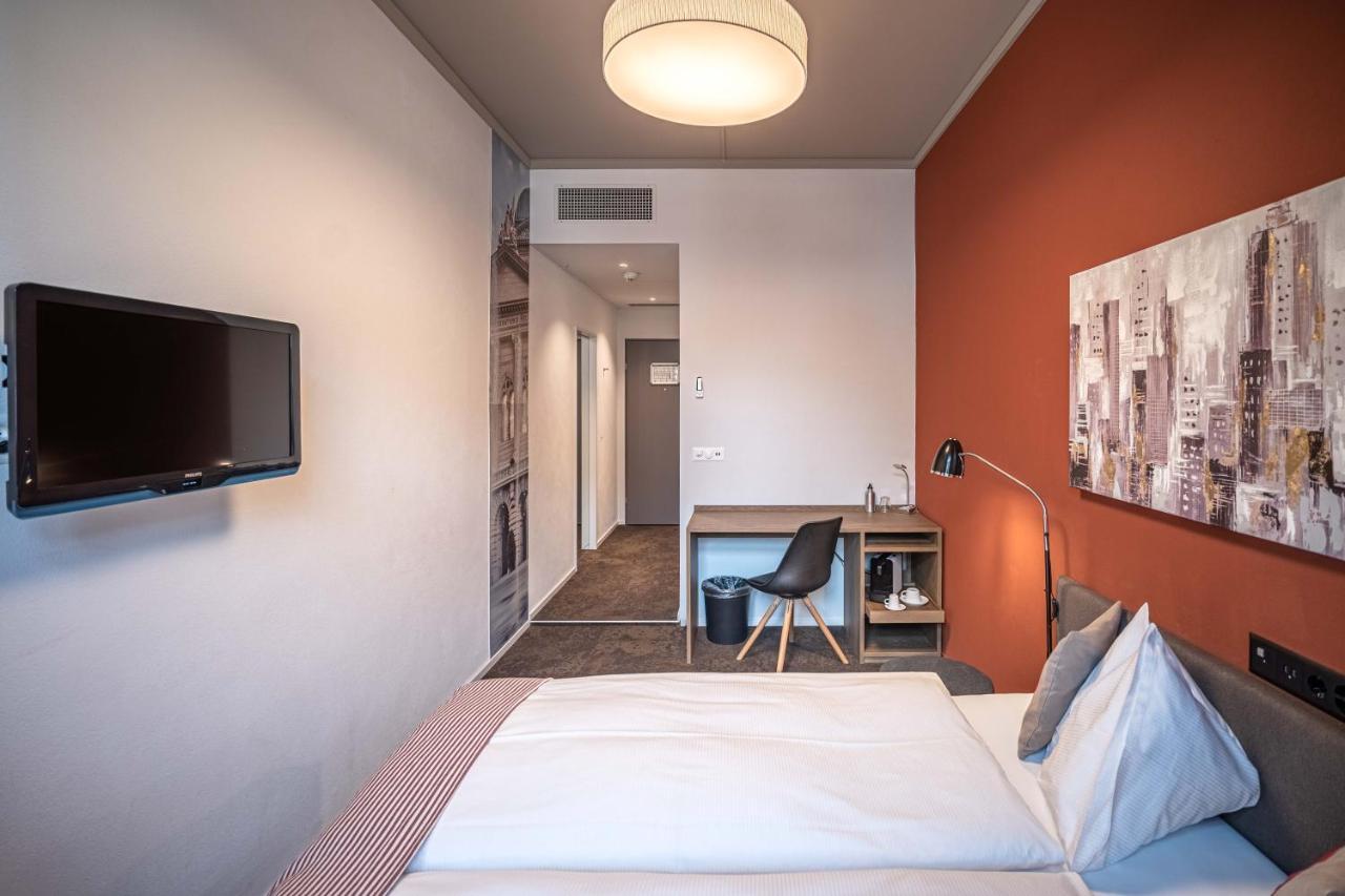 Hotel Baeren Am Bundesplatz Bern Exterior photo